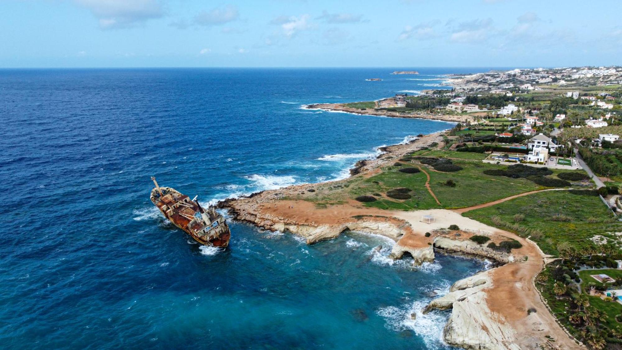 Nefeli Blue-Horizon 2B, Pool, Suites, Big Balconies Paphos ภายนอก รูปภาพ