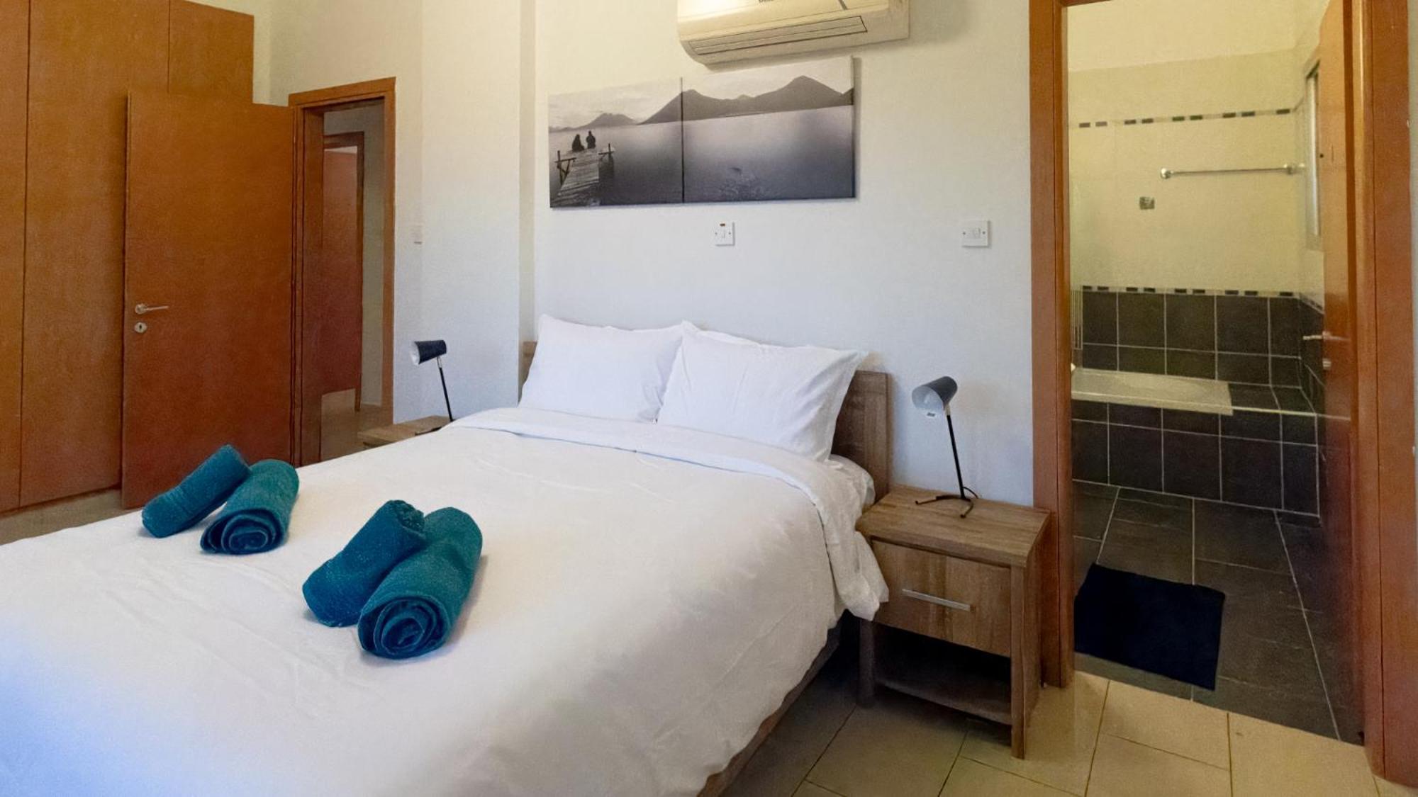 Nefeli Blue-Horizon 2B, Pool, Suites, Big Balconies Paphos ภายนอก รูปภาพ