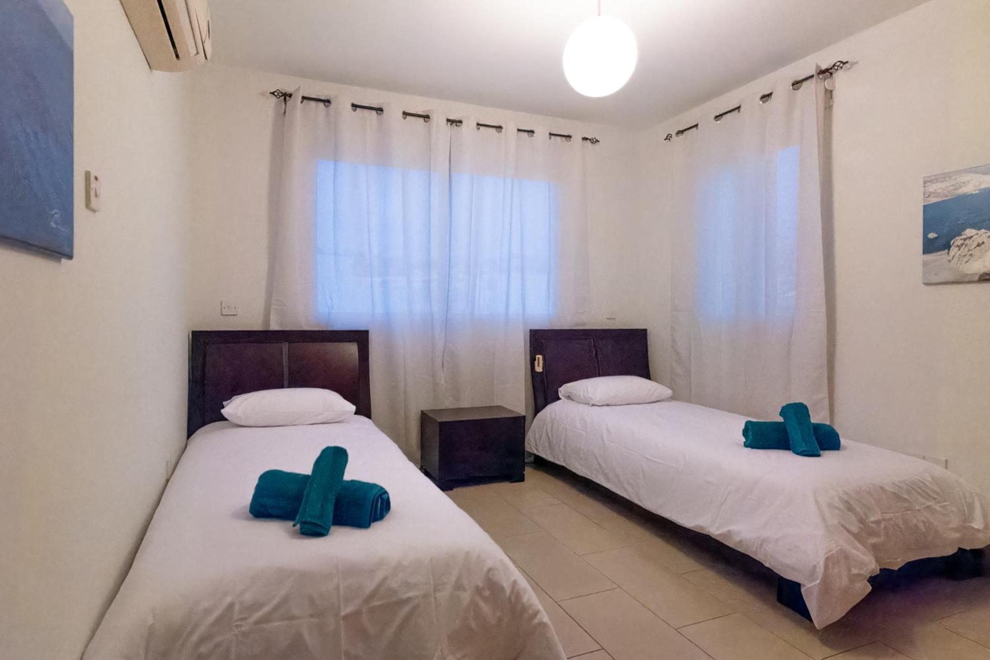 Nefeli Blue-Horizon 2B, Pool, Suites, Big Balconies Paphos ภายนอก รูปภาพ