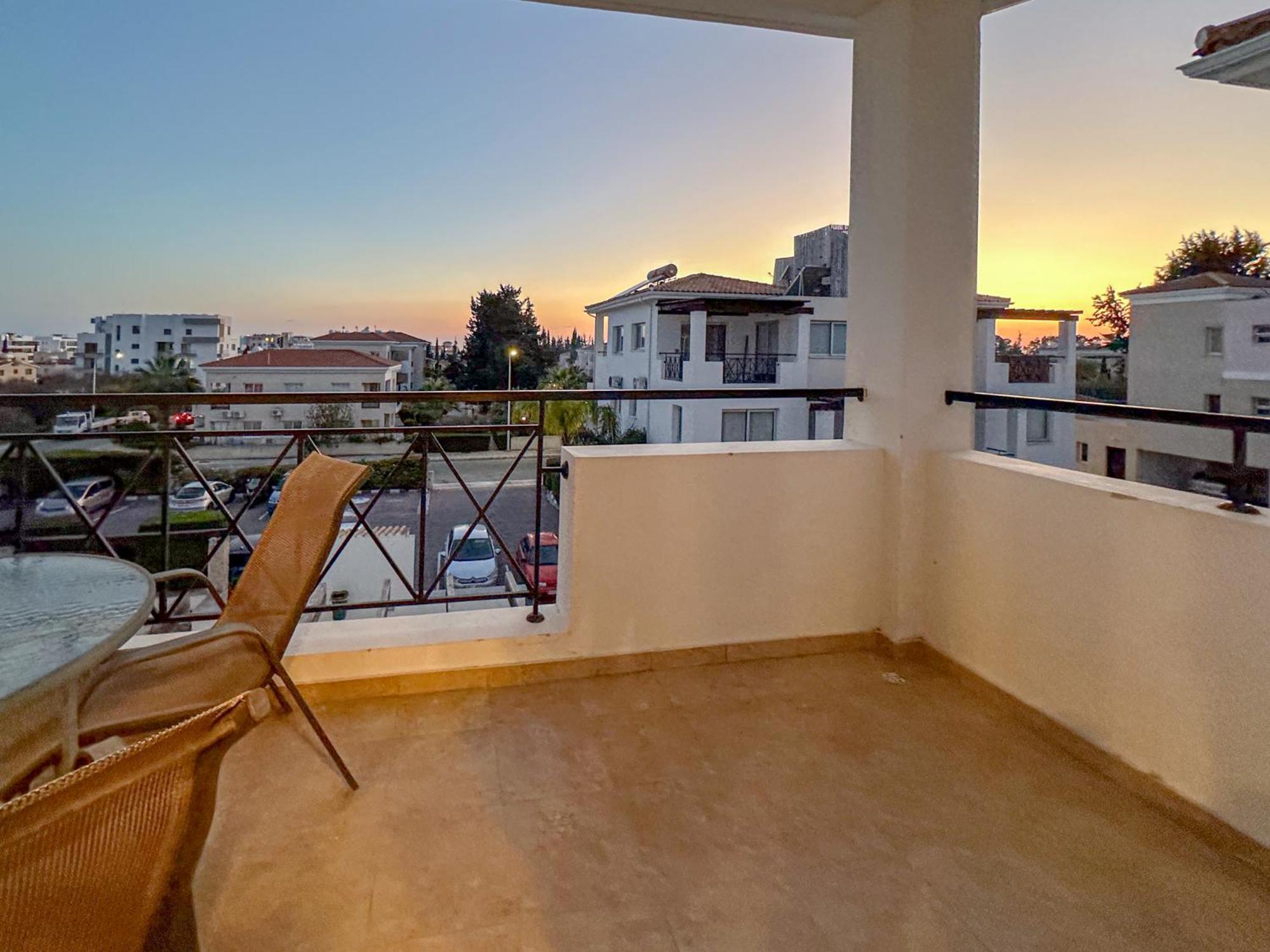 Nefeli Blue-Horizon 2B, Pool, Suites, Big Balconies Paphos ภายนอก รูปภาพ