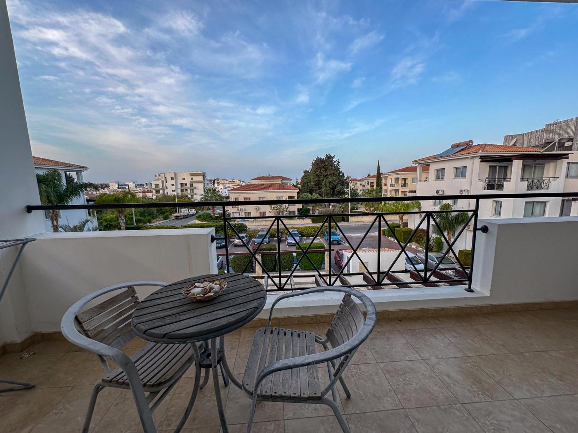 Nefeli Blue-Horizon 2B, Pool, Suites, Big Balconies Paphos ภายนอก รูปภาพ